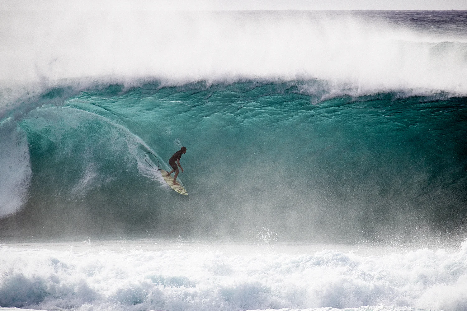 Landon McNamara - Pipeline, HI.
