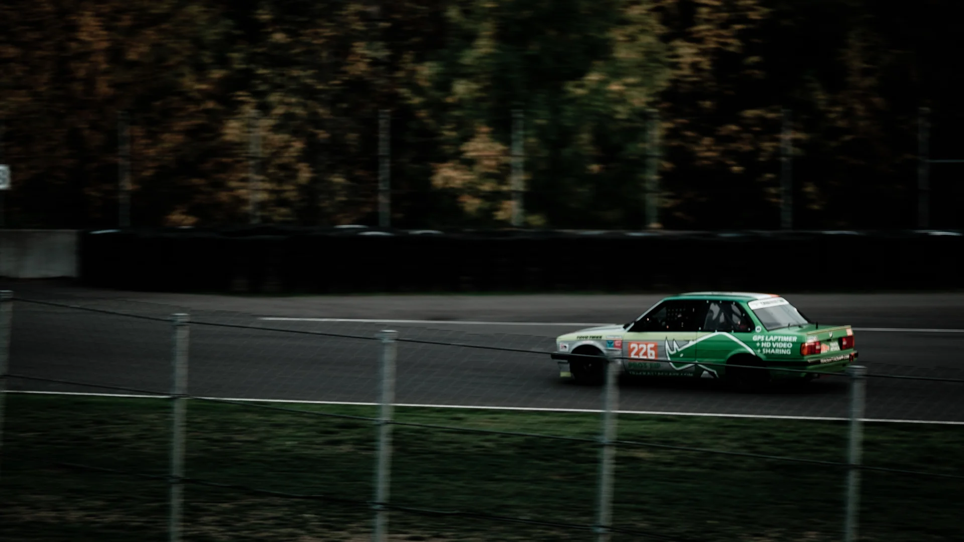 Autoracing-roadracing-4.jpg