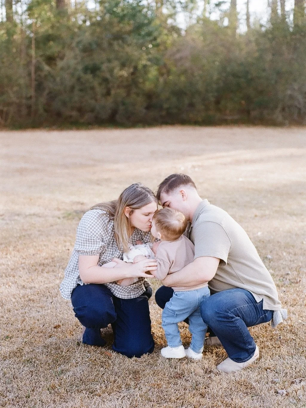 Family session, but make it film 🎞️