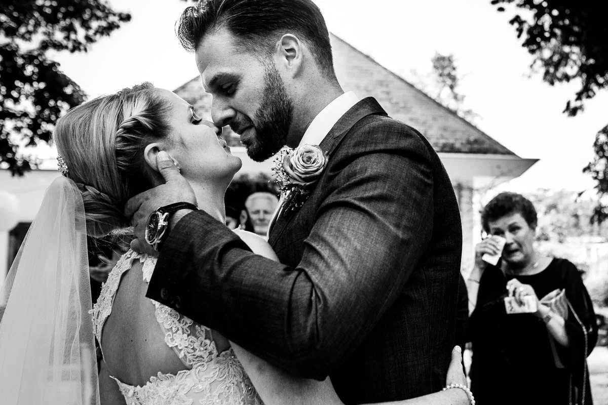 Bruidsfotograaf Bergen Op Zoom Spontaan Relaxed En Ongedwongen