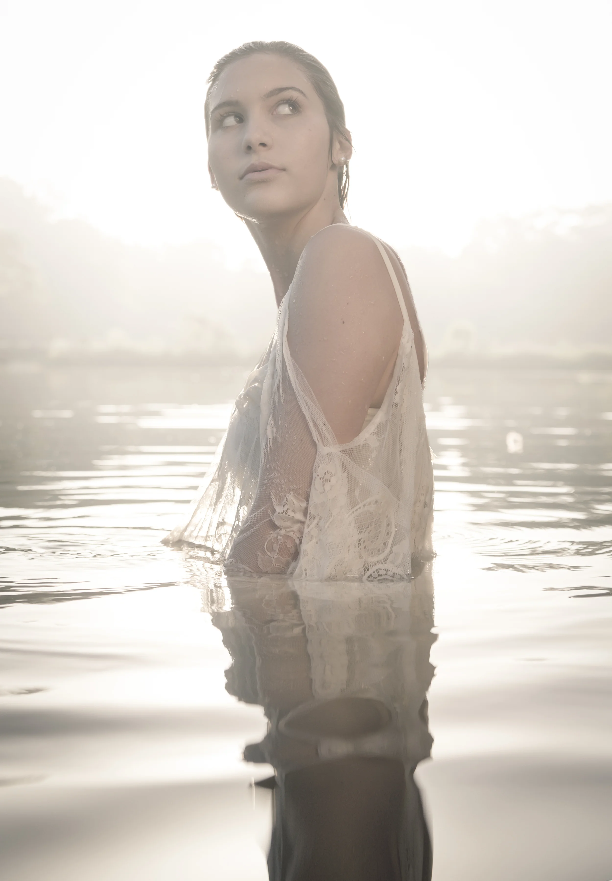 zoey in the lake-3816.jpg