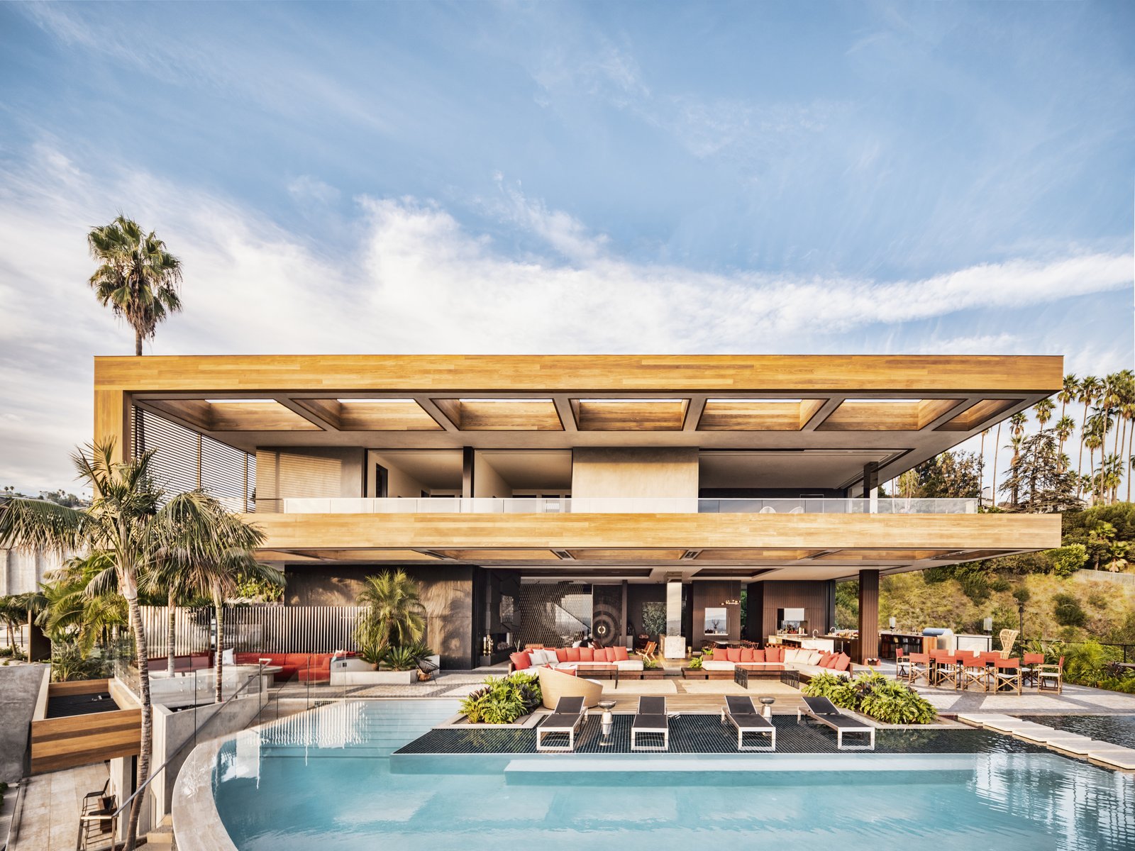 lyons-development-crafts-living-environments-for-the-inspired-with-roots-firmly-planted-in-the-creative-heart-of-los-angeles-lyons-development-has-quickly-become-one-of-southern-californias-most-sought-after-builders-the-talent-behind-the-n.jpg