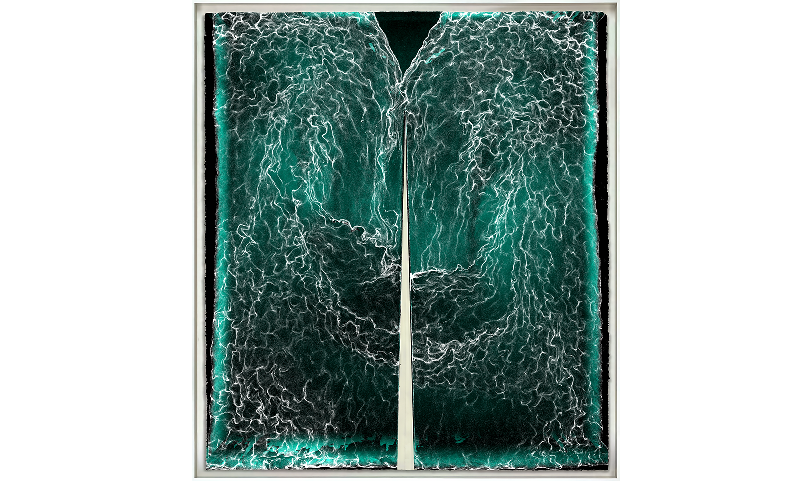 Rift I_After_Serra_White_on_Black_Master_ProRes 4444XQ.png