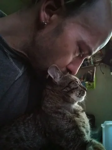 A1Savannahs SBT Ramey is getting snuggle time with dad