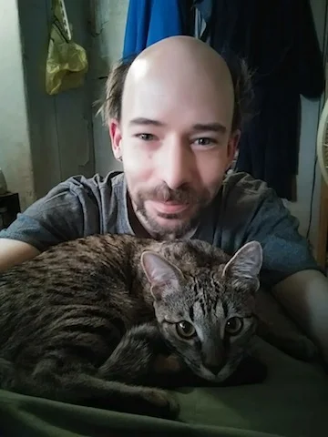 Human and SBT savannah cat Ramey