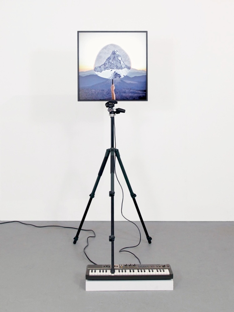 paradox in distance, 2014