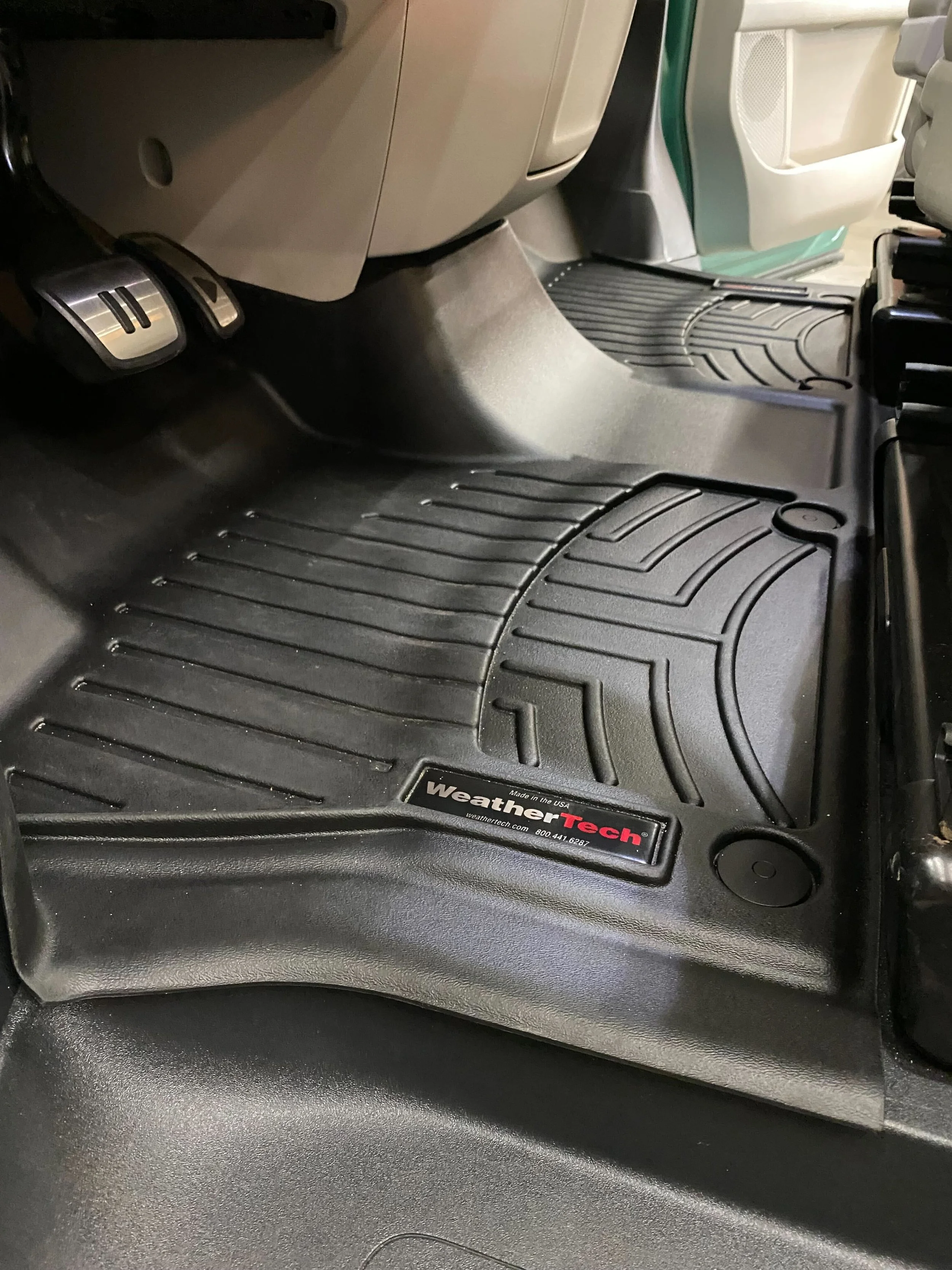 Buzz Weathertech (4).jpg