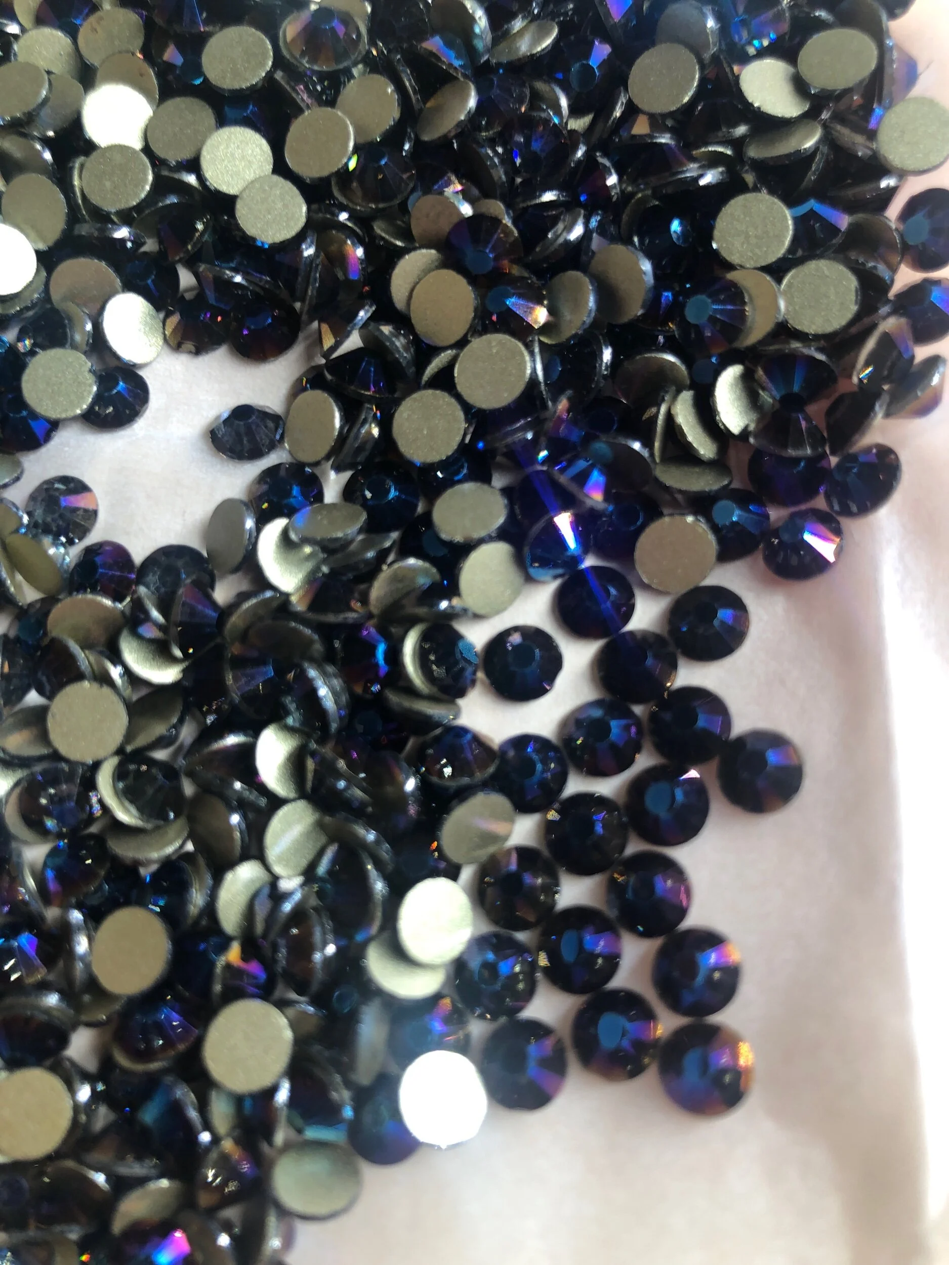 E8902A15-B7C5-430A-8D97-44D8E8022DE0