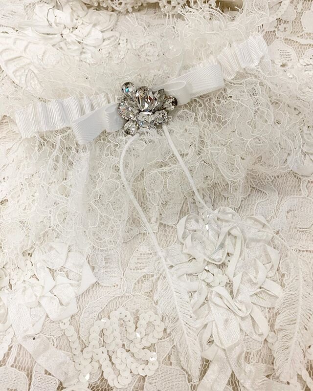 &ldquo;Fifi with Feathers&rdquo; ✨ Something delicate and sparkly with our #FrenchLaceCollection wedding garter ✨ #CreativeTouch #custom #couture #weddinggarter #bridalgarter #bridalshower #bridalaccessories #weddingaccessories #keepsake
