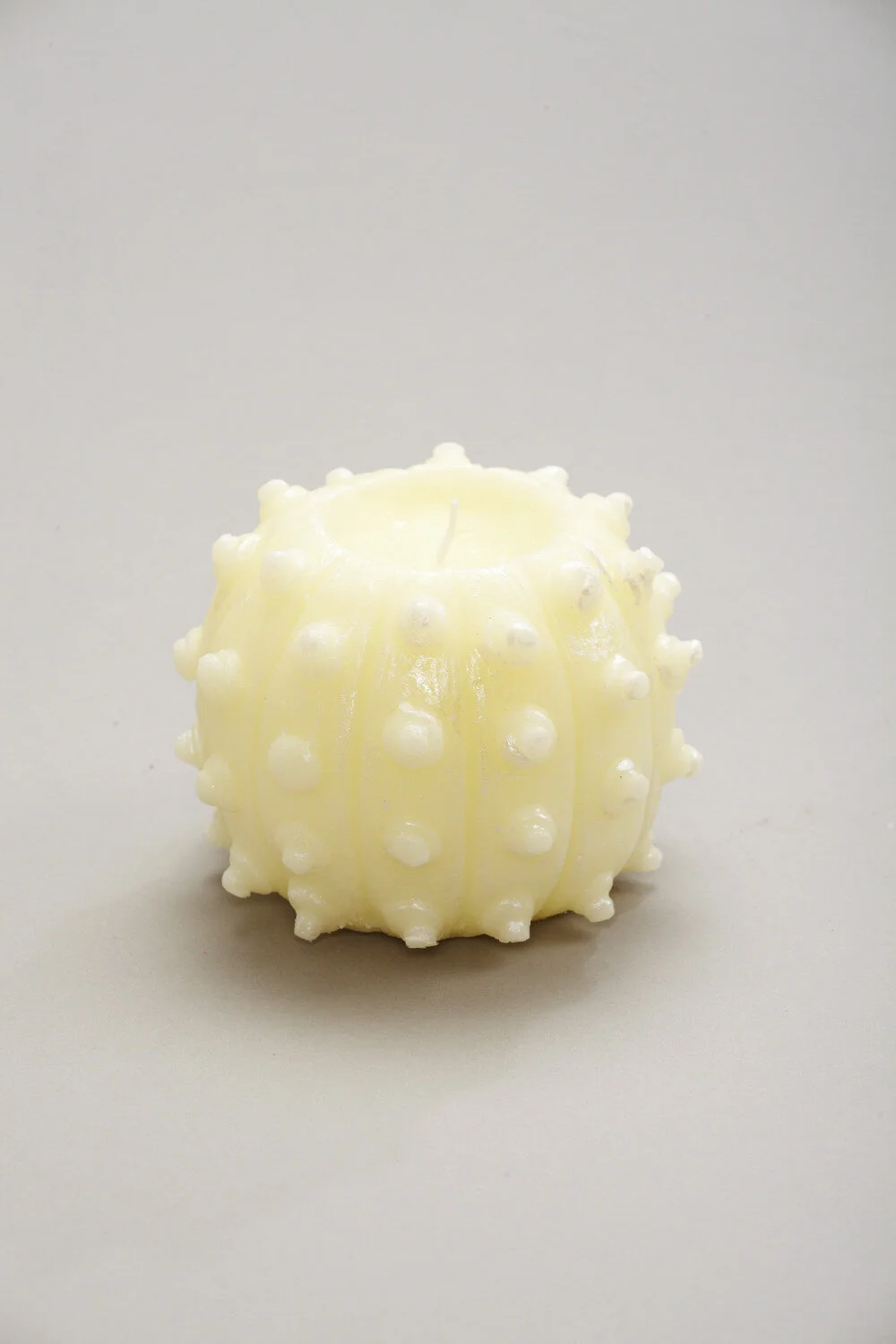 White Deco Round Candle.JPG