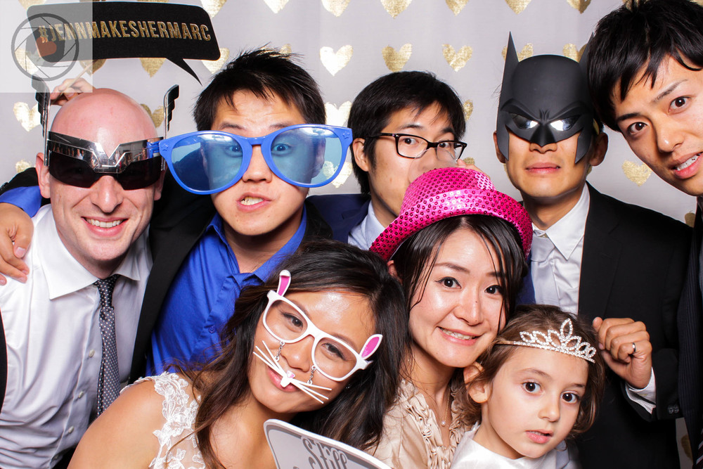 FOTOMOJI_JennAndMarc_Calgary_Photobooth-99.jpg