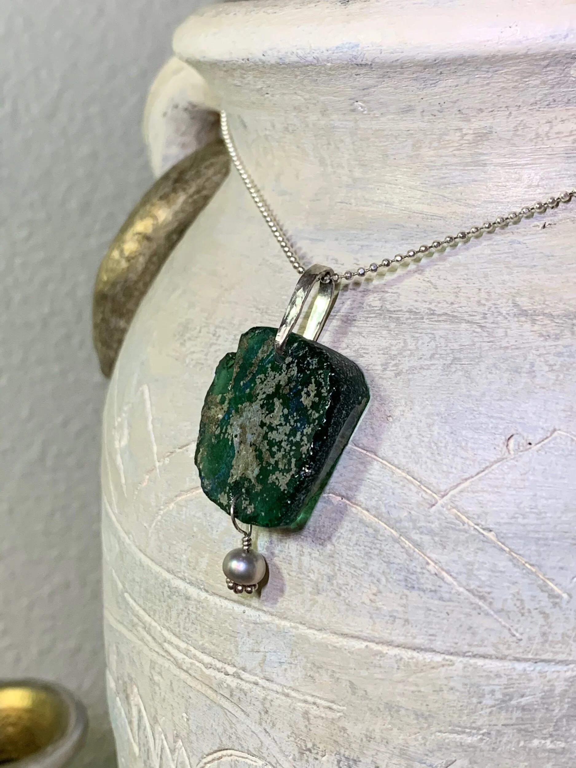 405E2D73-8F3C-4605-9B52-3A80A9FE5DF3