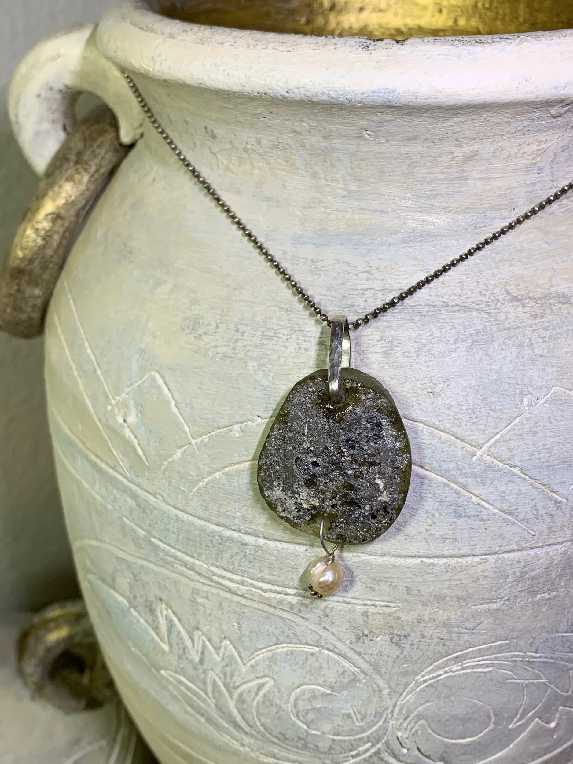 F0DECCB8-A723-43B2-BCA2-274F437110CC