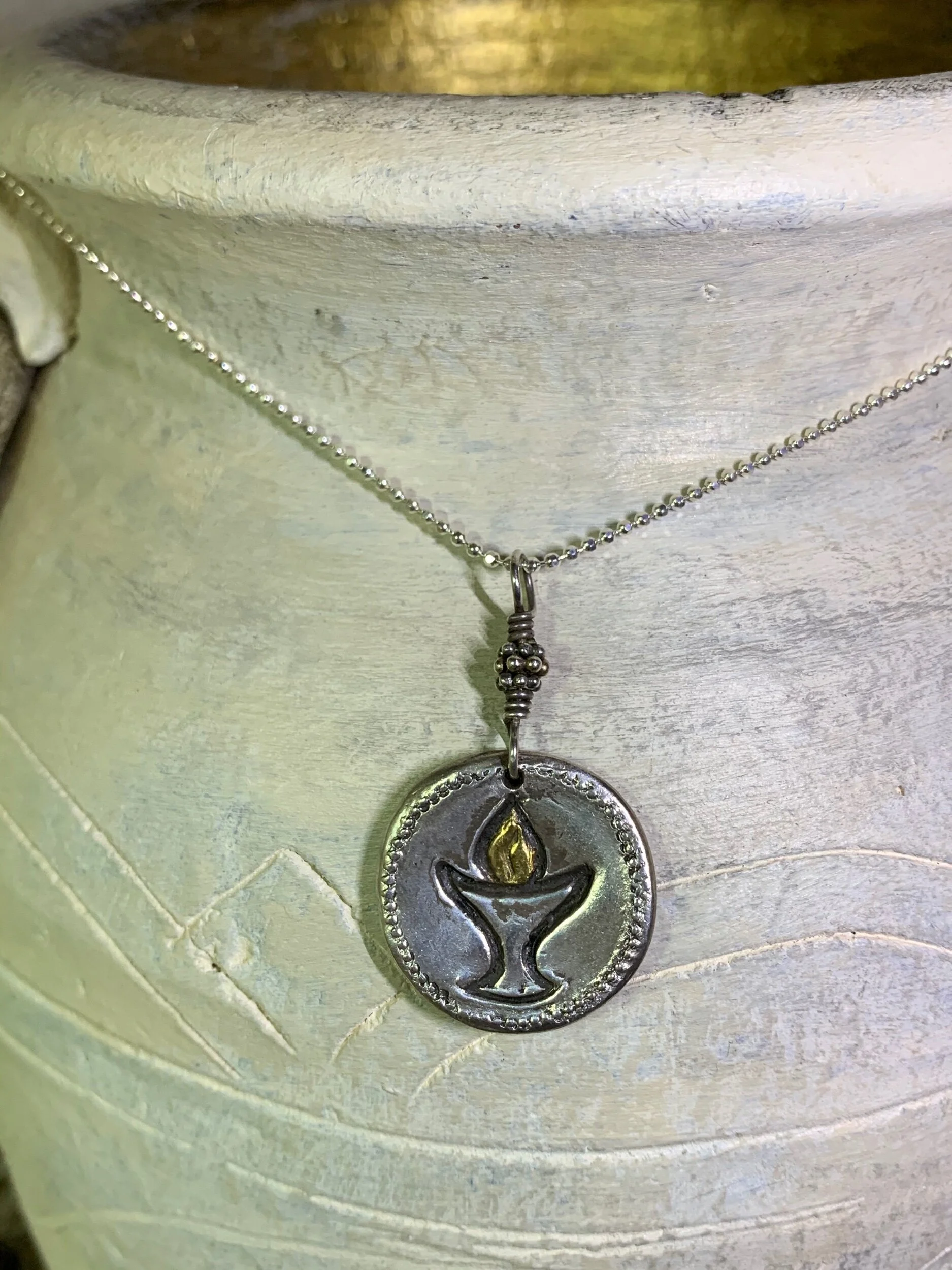 D16FE813-4C4C-408A-810D-3BB348F856AF