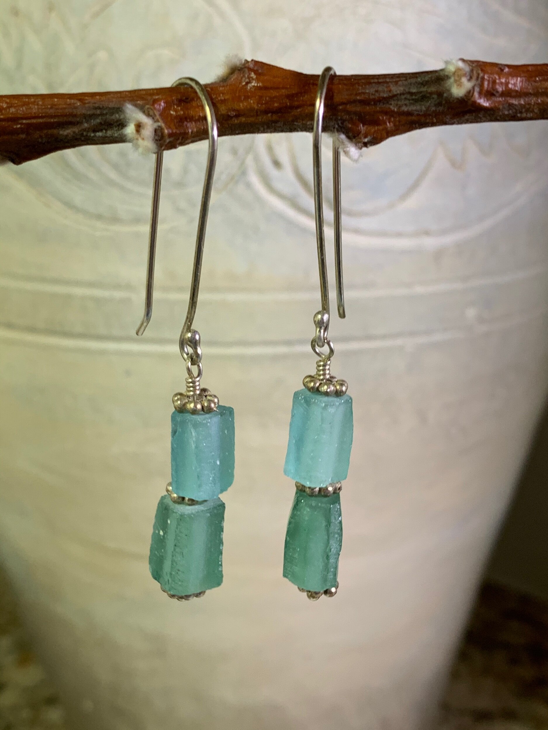 6949E0E2-F585-4E9F-B284-4B141D55754B