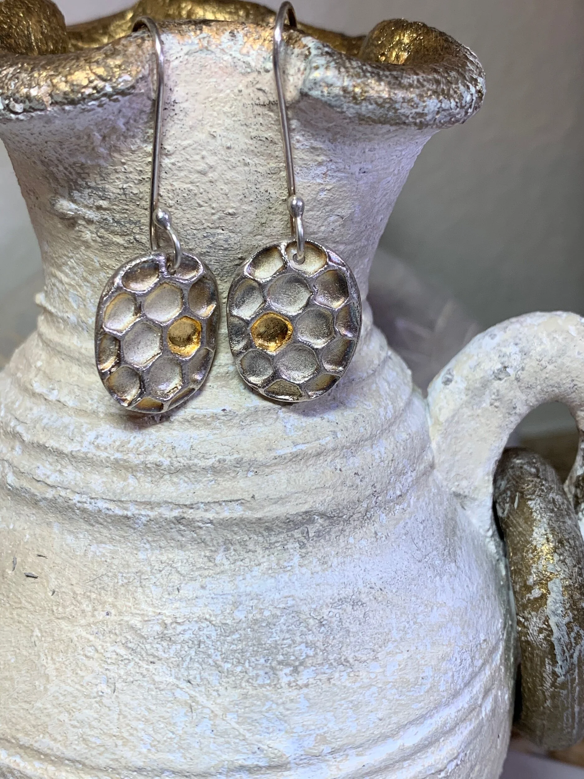 CCFED7A8-DD42-46A6-A06F-D474671E2571