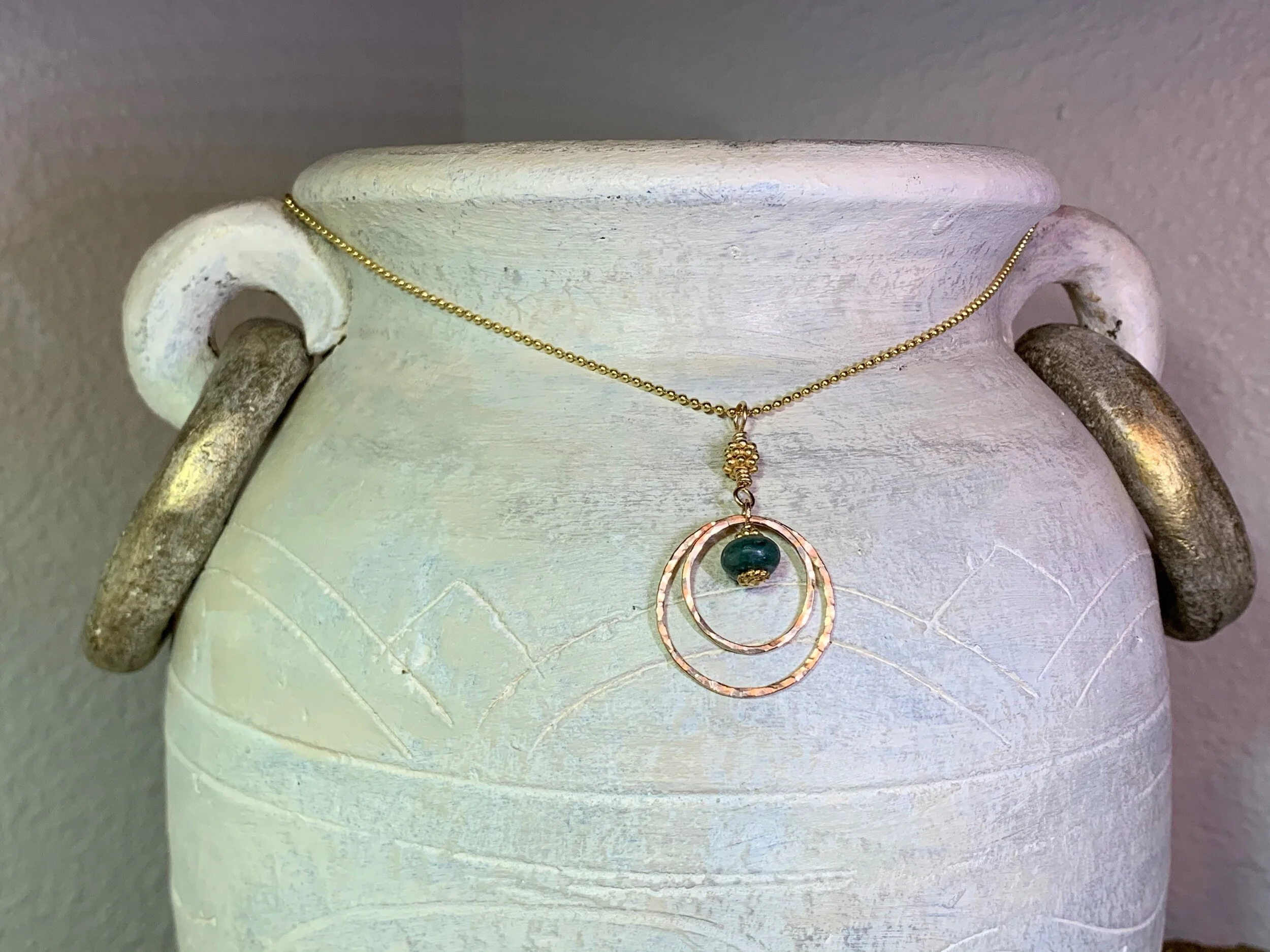 41990323-F627-40EB-AB41-7E41904E4E30