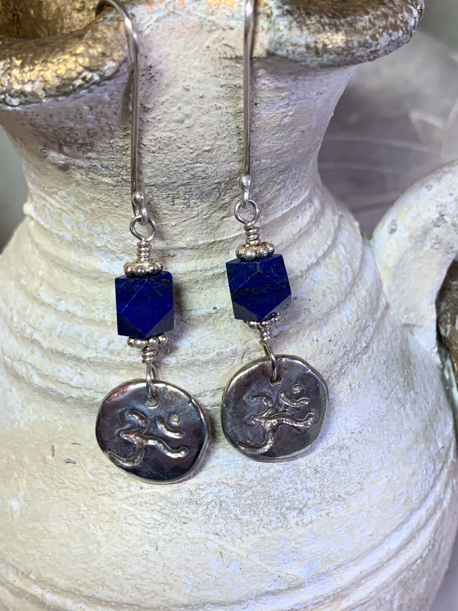 FAD6A2C6-6EE6-412C-8A81-0F436EDD72DD