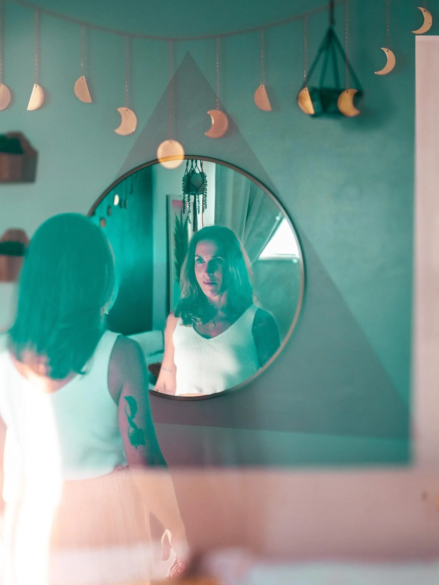 To every woman artist who&rsquo;s learning to trust the unknown &mdash; I see you.
 Working on my Portraits of Presence series has been pure joy, even though self-doubt still tries to sabotage my progress. After all these years as a creative photogra
