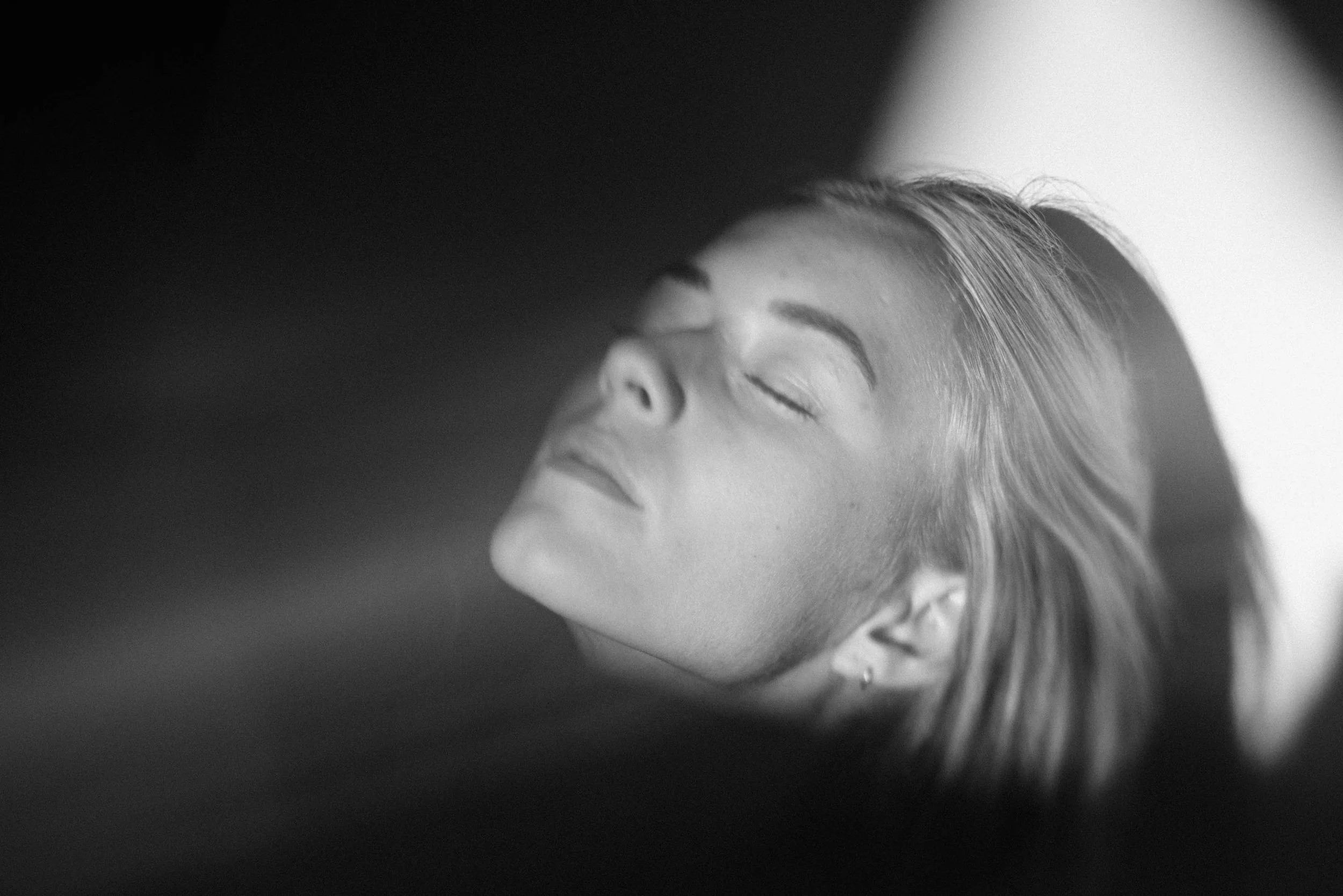 ute-reckhorn-intimate-black-and-white-portrait.jpg