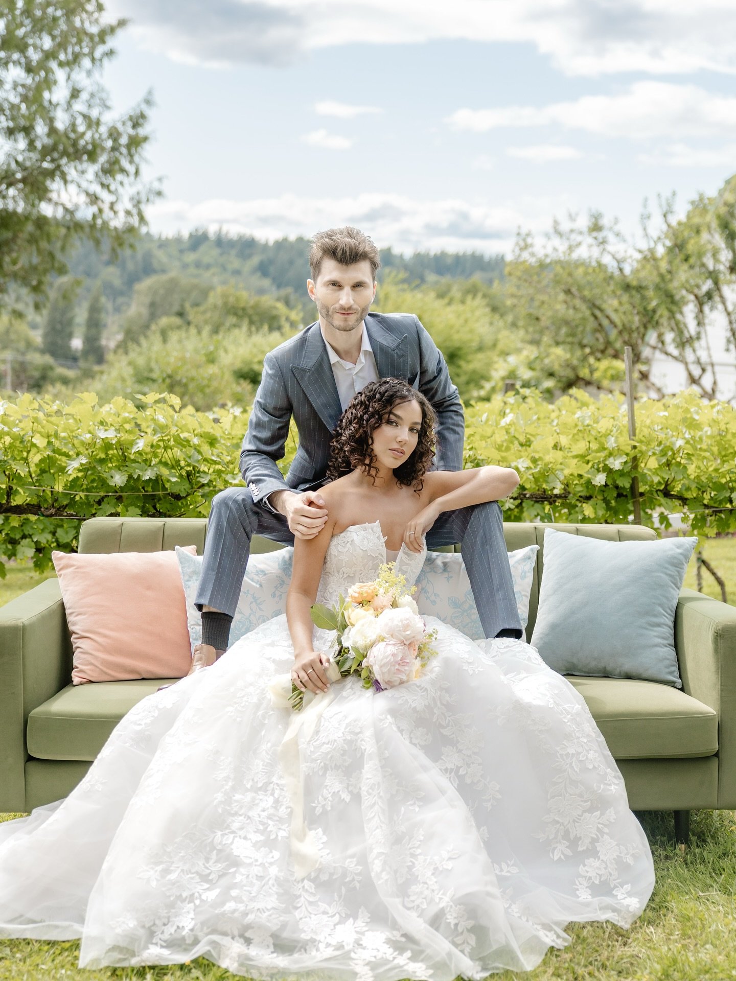 Start fantasizing the perfect winery wedding, we will bring it to life. 

Vendor team ✨
Venue: @chateaulill
Photographer: @tminspired 
Videography: @nathanochoa
Planning &amp; florals: @polleninlove
Draping: @quest_events
Dress: @nyanza_bridal 
Invit
