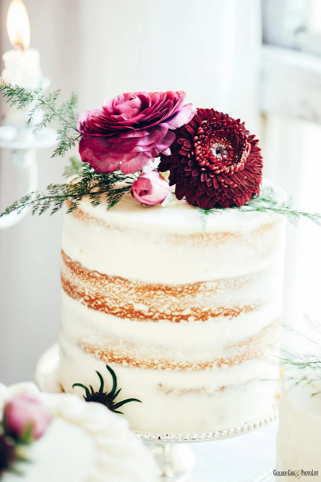 seattle-tiny-house-styled-shoot-wedding-cake-design_0003.jpg