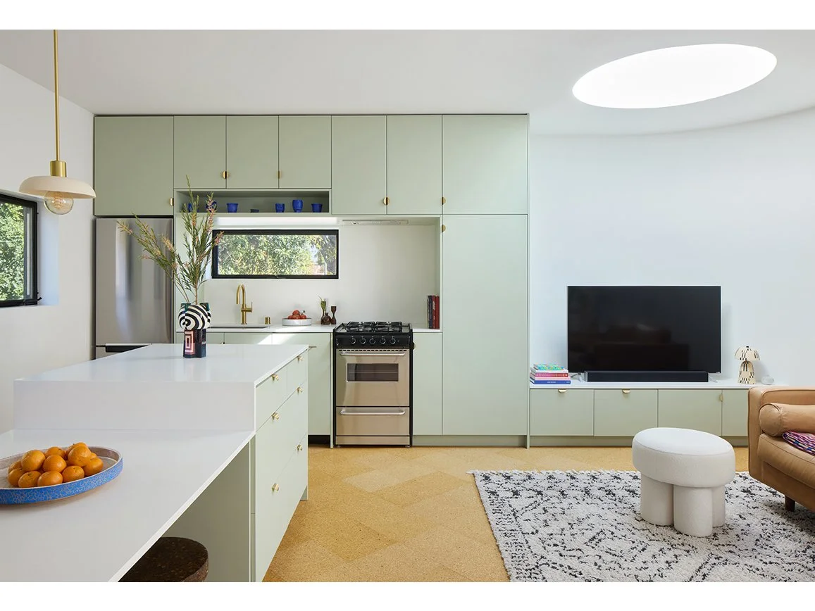 GLYNDON_INT KITCHEN LIVING_SM_BORDER.jpg