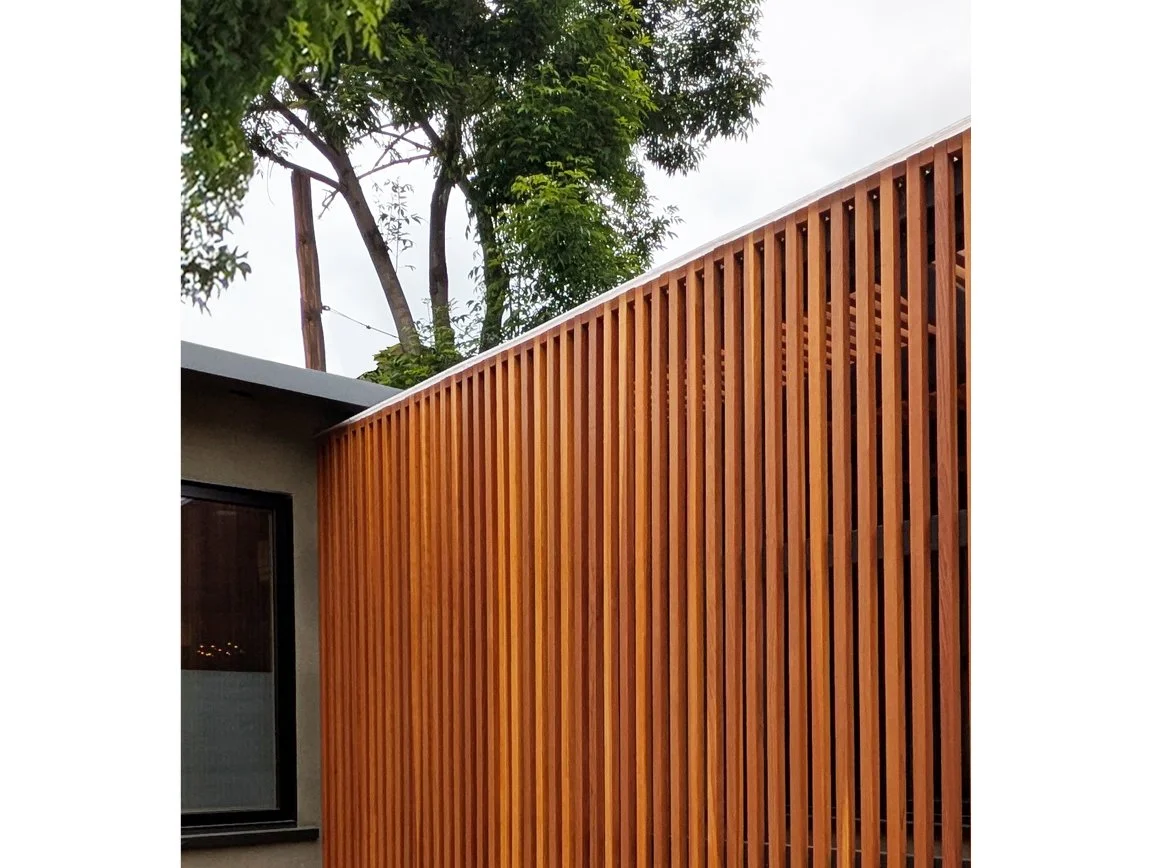 PARK_EXT FRONT DETAIL_SM_BORDER.jpg