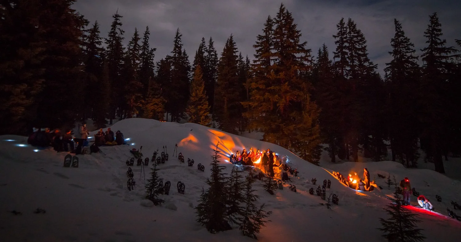 Bonfire-Snowshoe-NYE-Bend-Oregon-Wanderlust.jpg