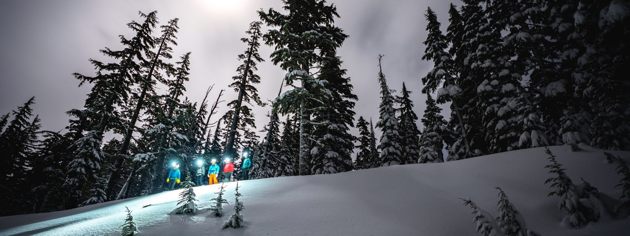 2020.1.9-Wanderlust-Moonlight-Snowhsoe-Tour-37--Midres (1) (1).jpg