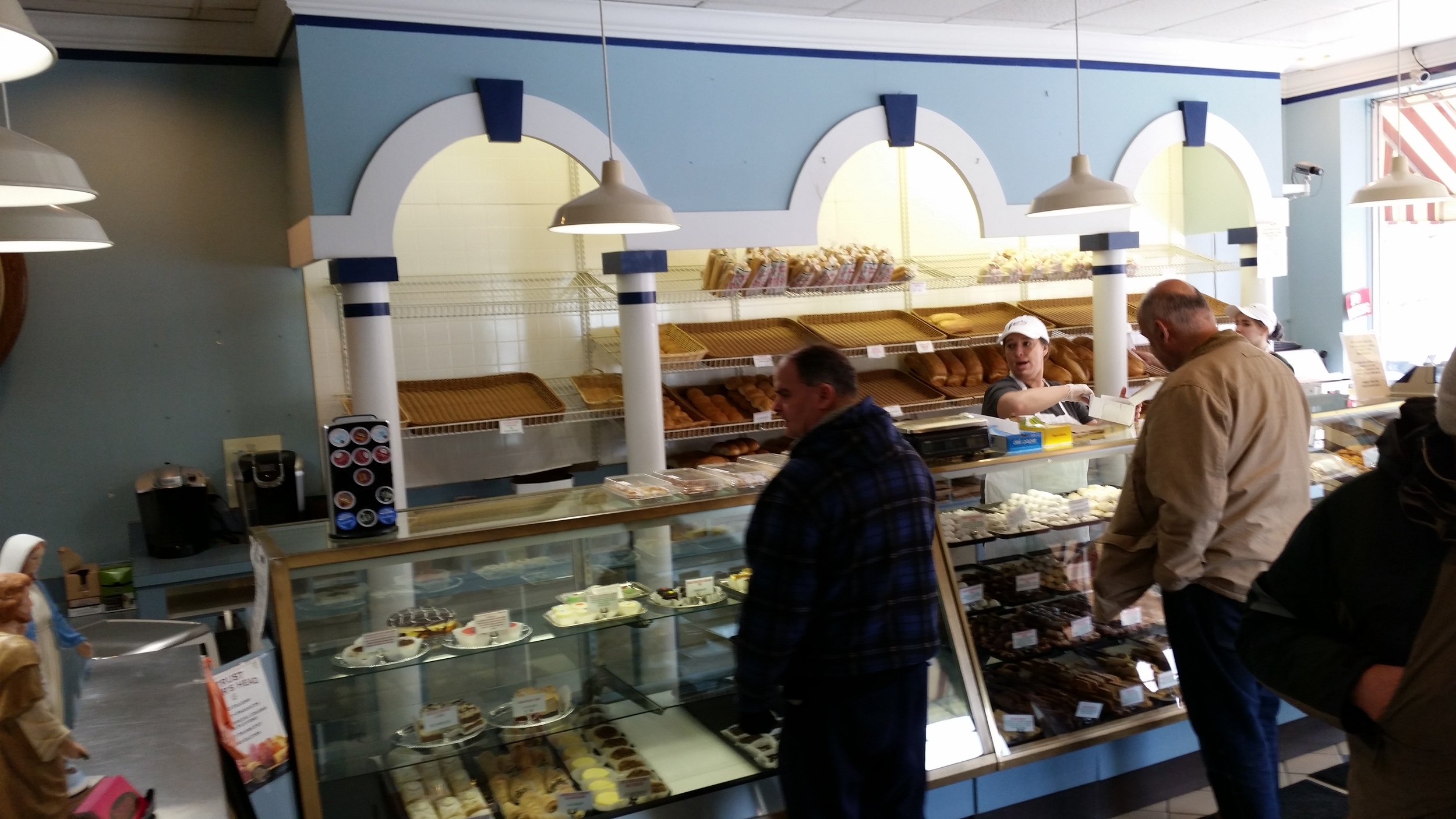  Prior to remodeling, Peter Sciortino's Bakery was known for their blue arches 