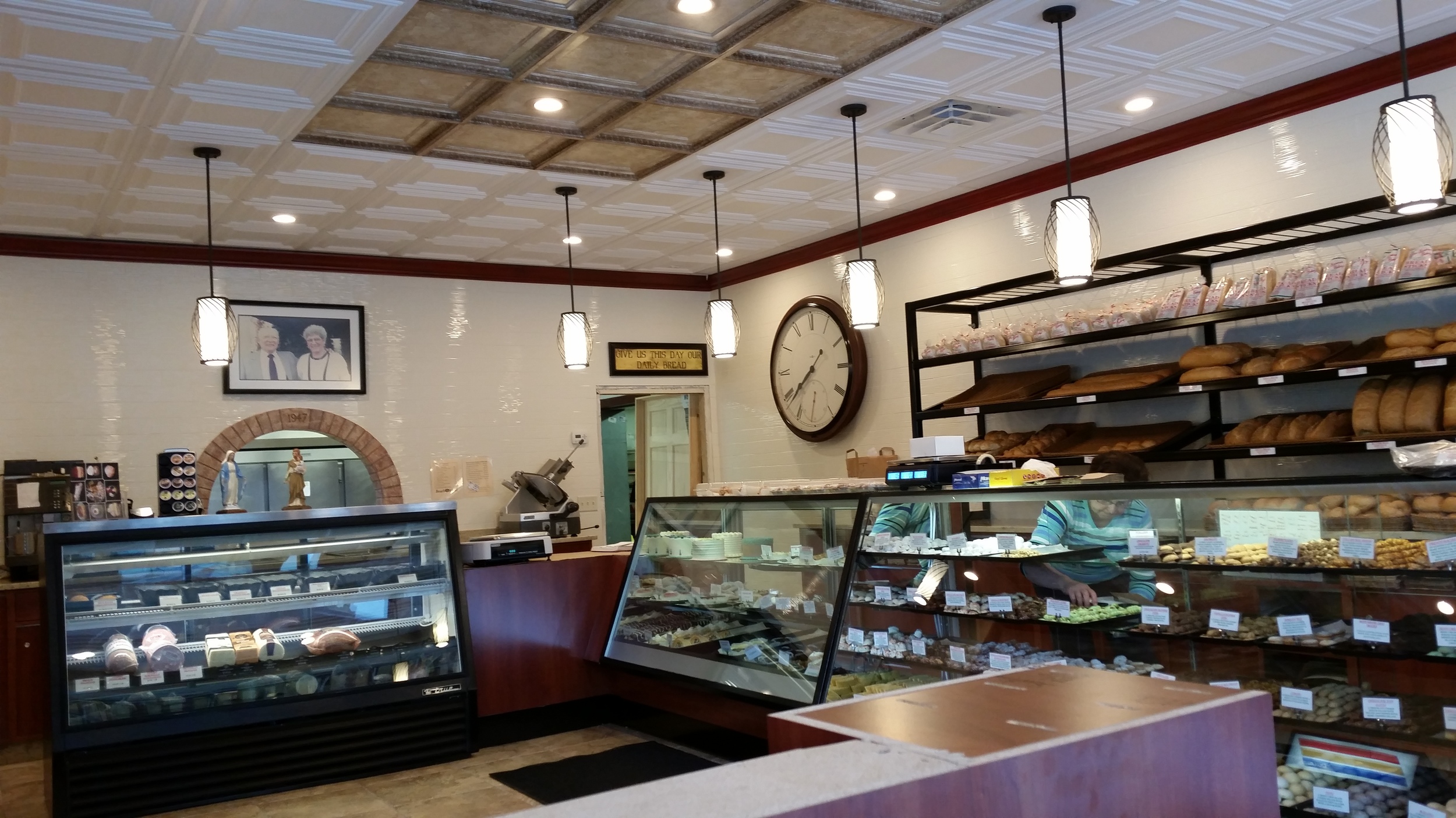  Remodeled in just one week, Peter Sciortino's Bakery continues to be one of Milwaukee's premier historic bakeries since 1947. 