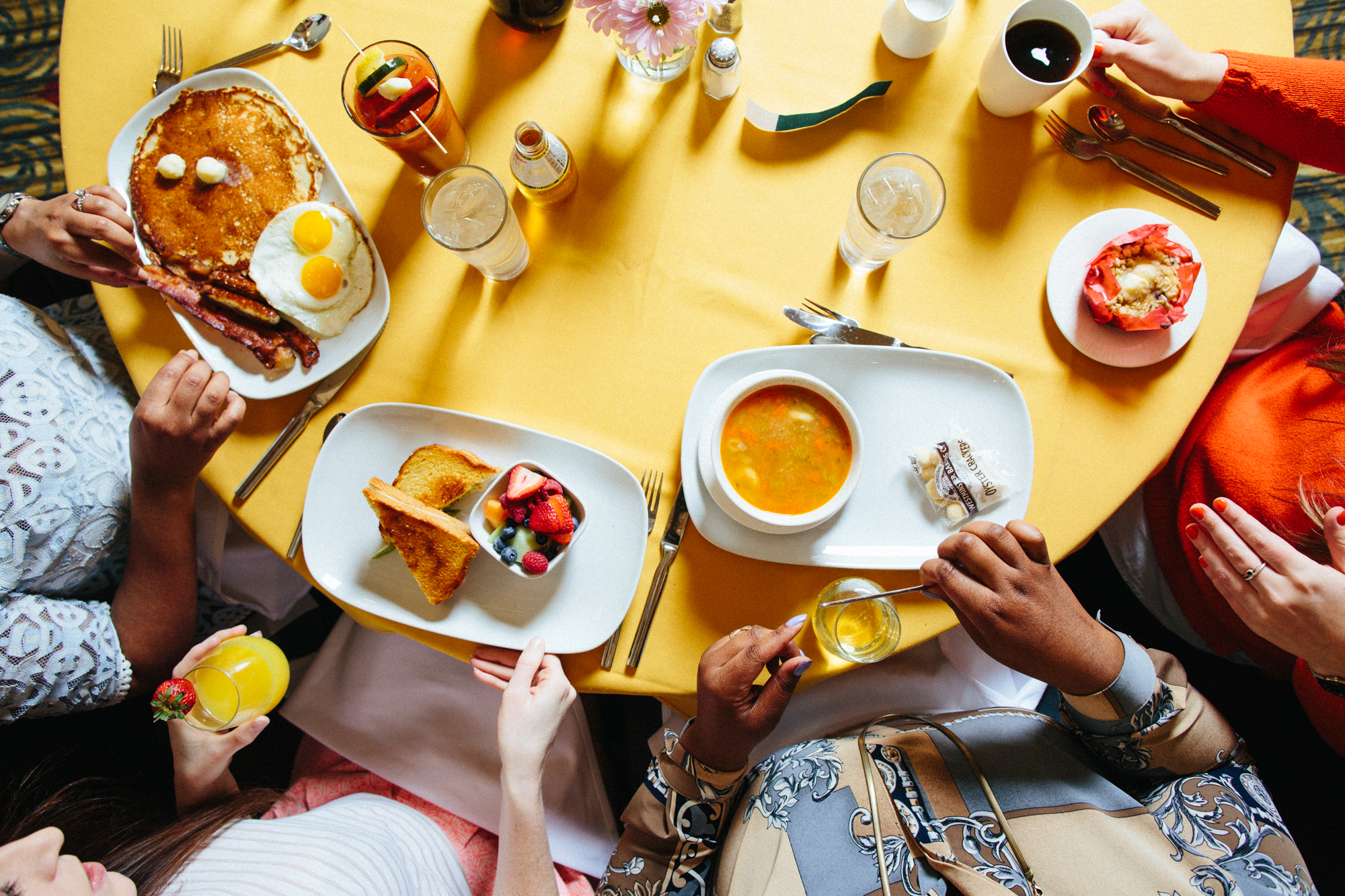  Breakfast at Cafe at the Plaza 