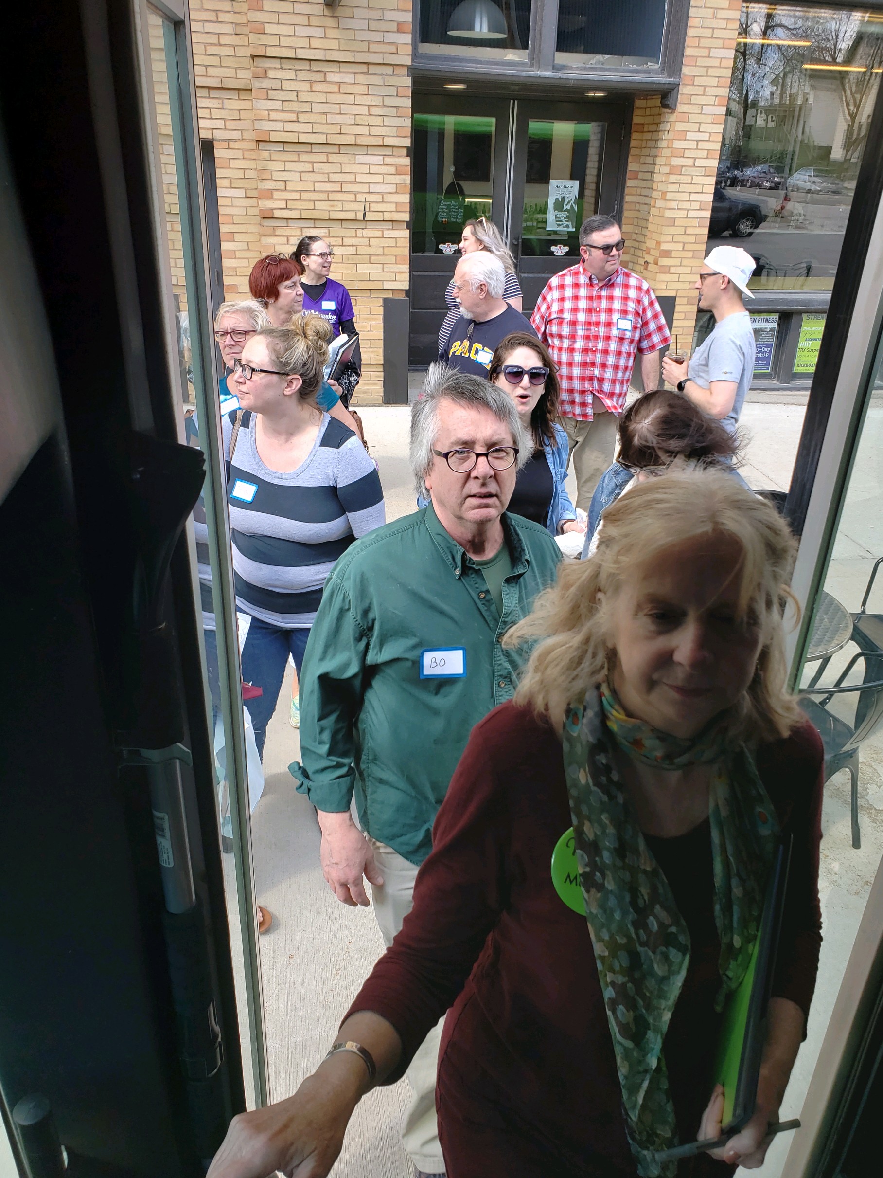 At Milwaukee Food & City Tours, our training sessions are “moving meetings” via our bus!