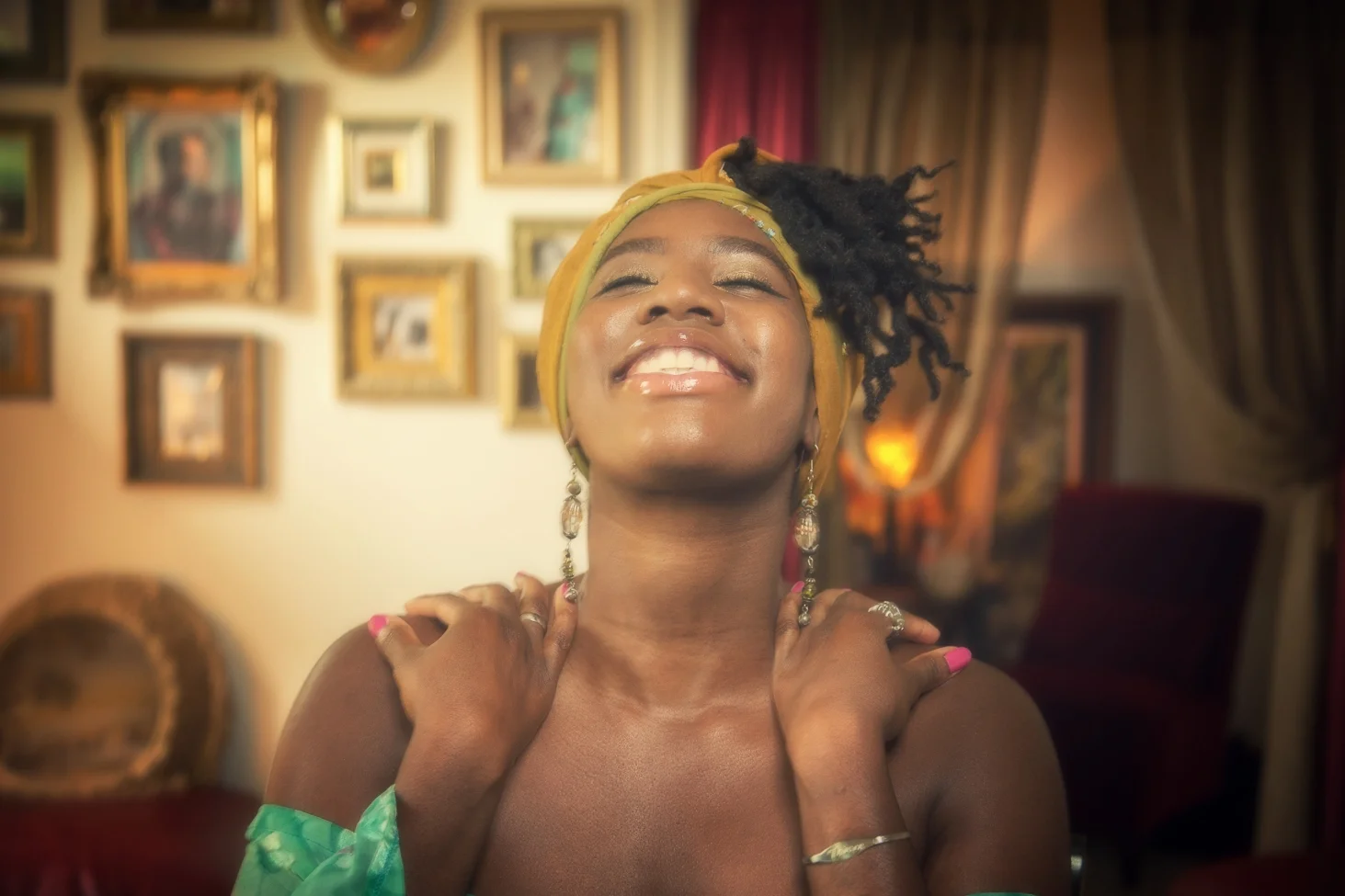 MaimounaQueenImages7.JPG