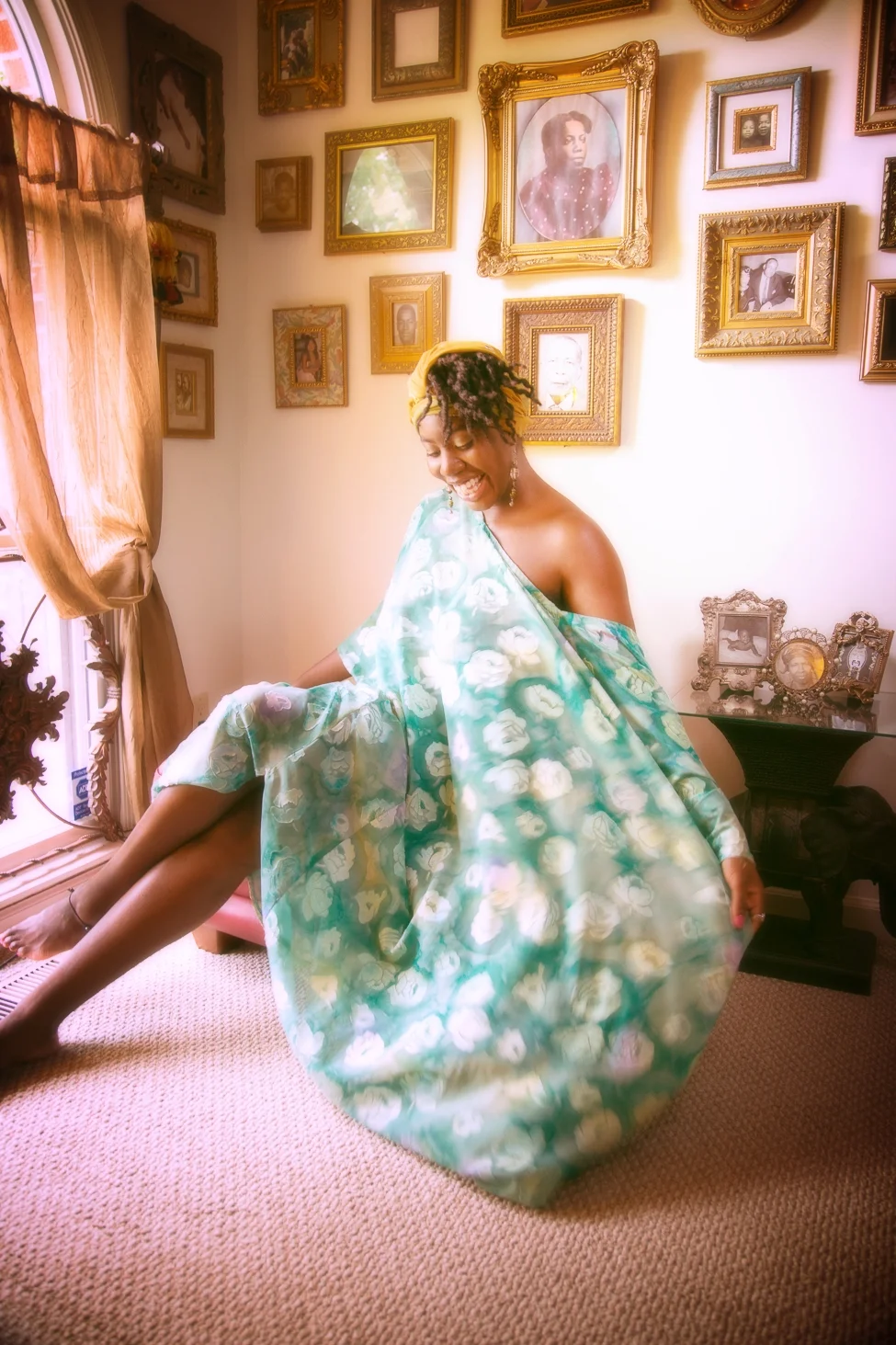 MaimounaQueenImages3.JPG