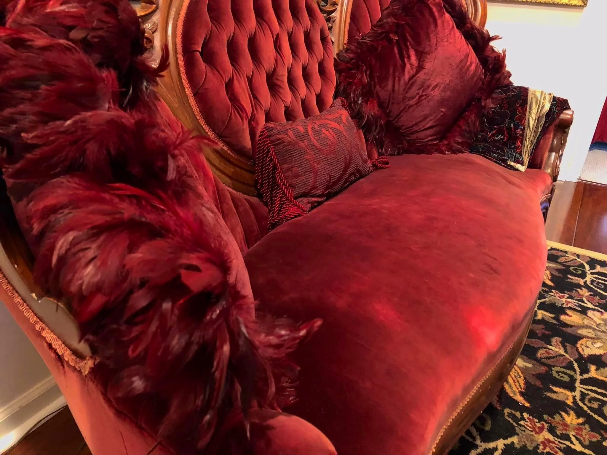 Private Stay By MadlyGiving - At National Harbor - Foyer Settee.jpg