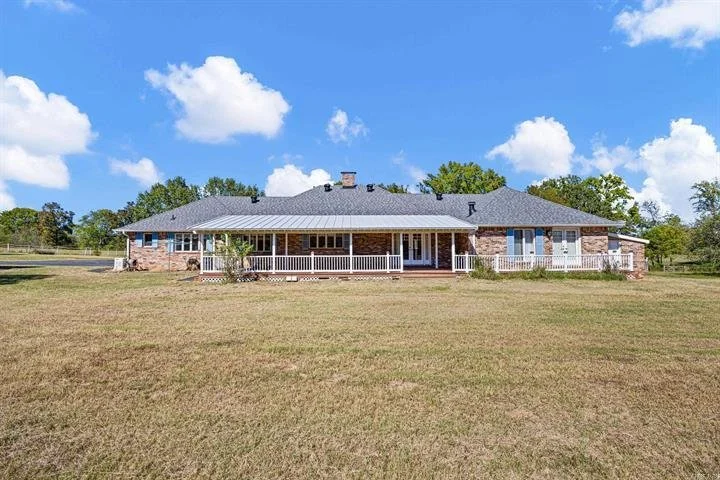 27.8 Acres with a Barn, Shop &amp; Pond

493 E Huckleberry Road, Dover, AR
3 bd | 2.5 ba | 2,904 sqft | 27.8 acres
$725,000

Melissa Cowper-Smith, REALTOR&reg;
Keller Williams Realty Central
Cell: 501-722-7763
Office: 501-907-5959
Grounded &bull; Per