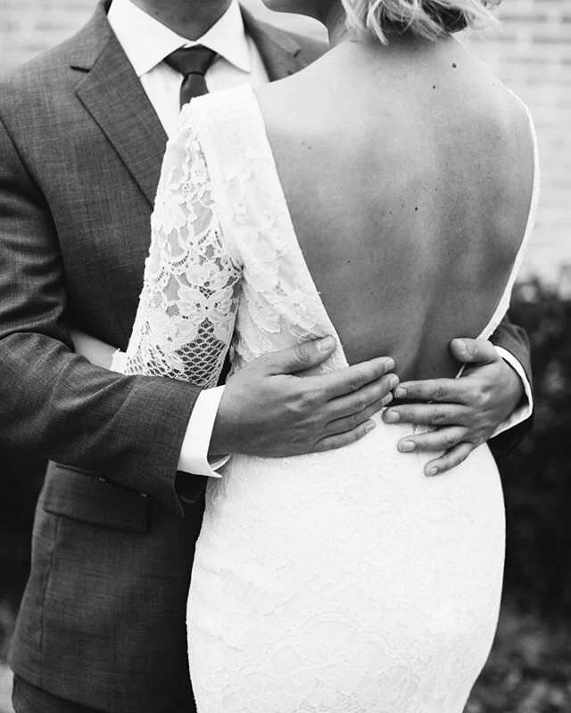 Give me that kind of love that knows me better than I know myself - the kind that calls me to be a better version of me.⠀
⠀
⠀
Photo // @Brett.seay⠀
Venue // @thebradfordnc 
Team Planning & Design // @CandDevents @courtney_and_the_hoppers