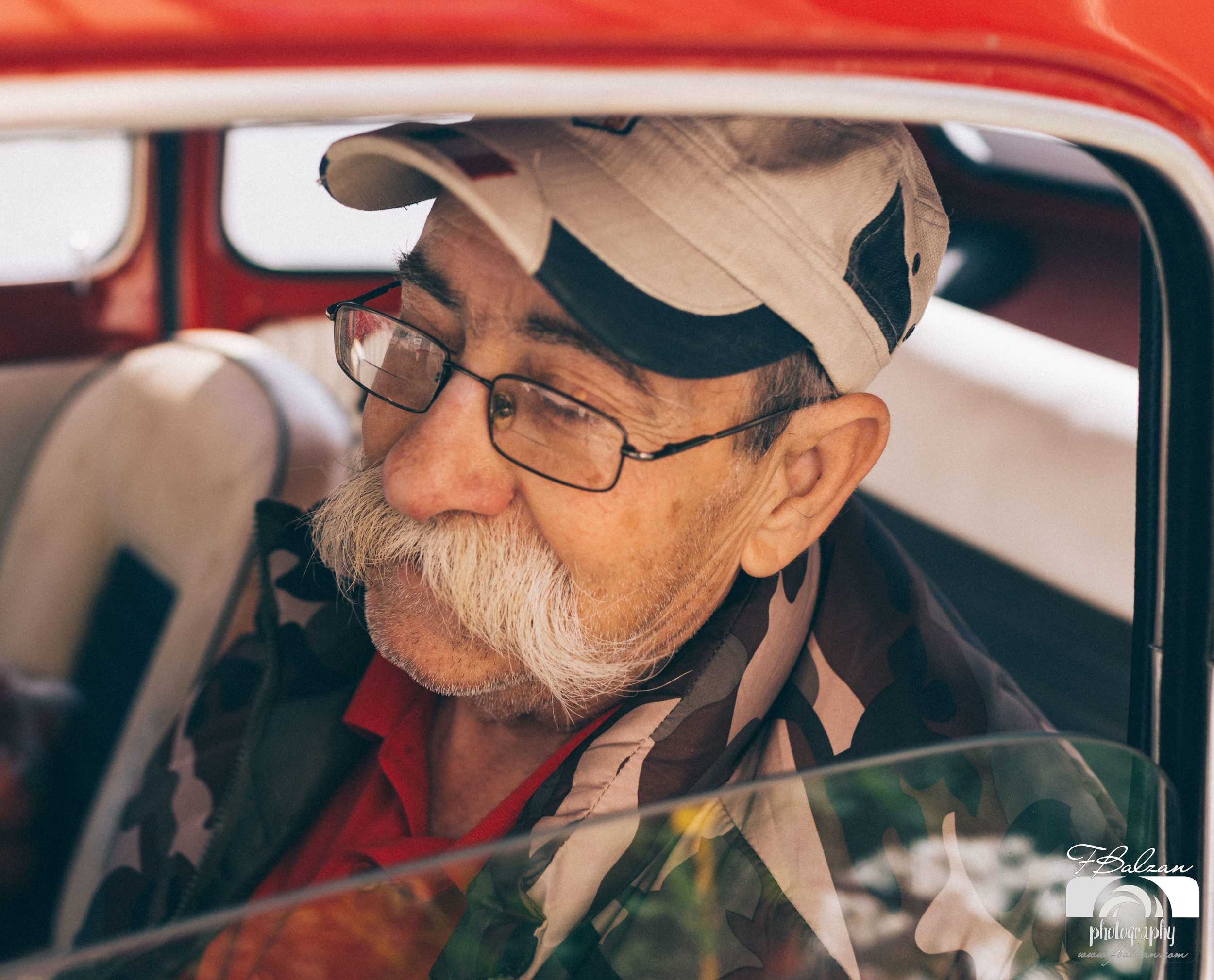 Carlo - the man with the cinquecento