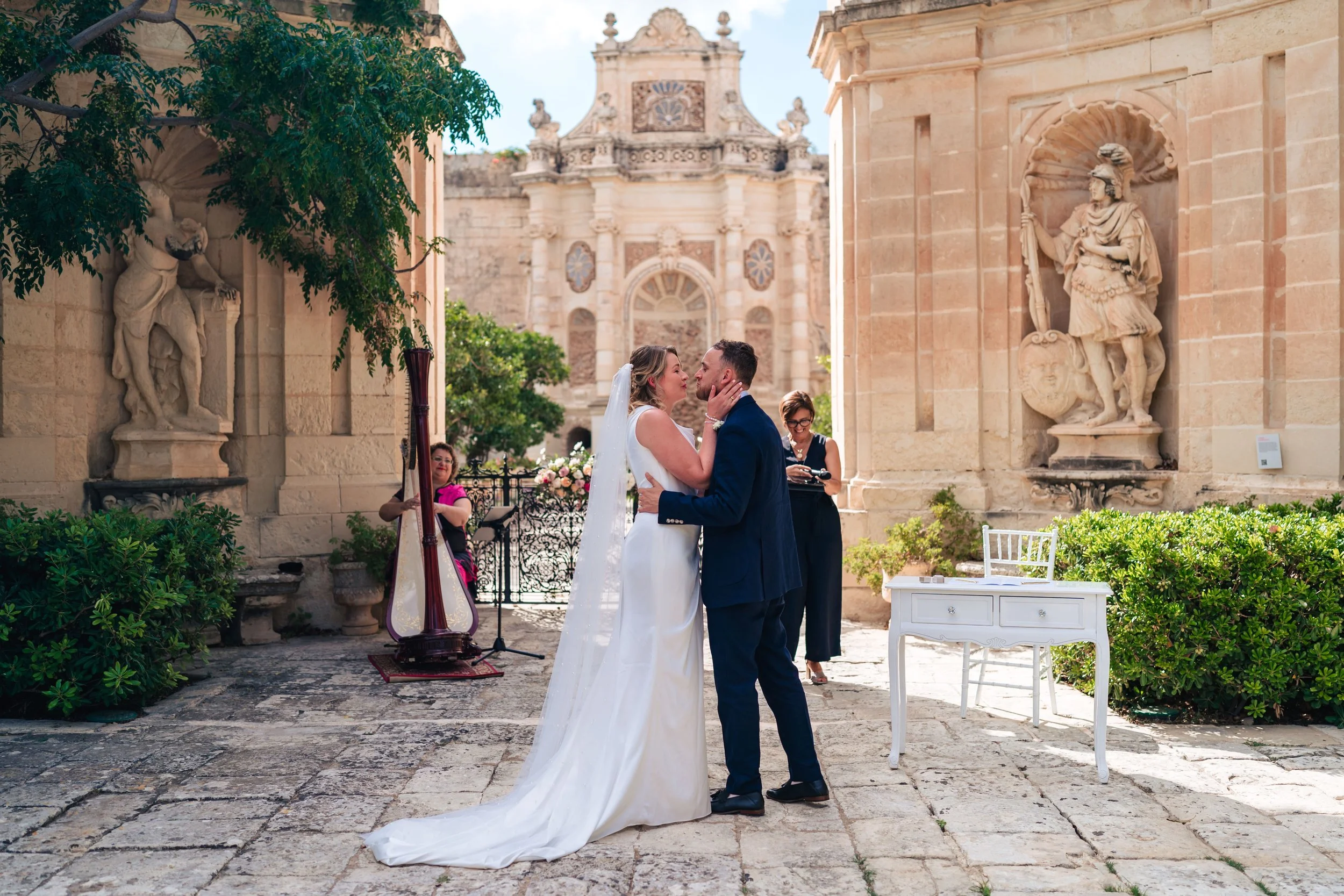 Rebecca_Matt_wedding_Malta-114.jpg