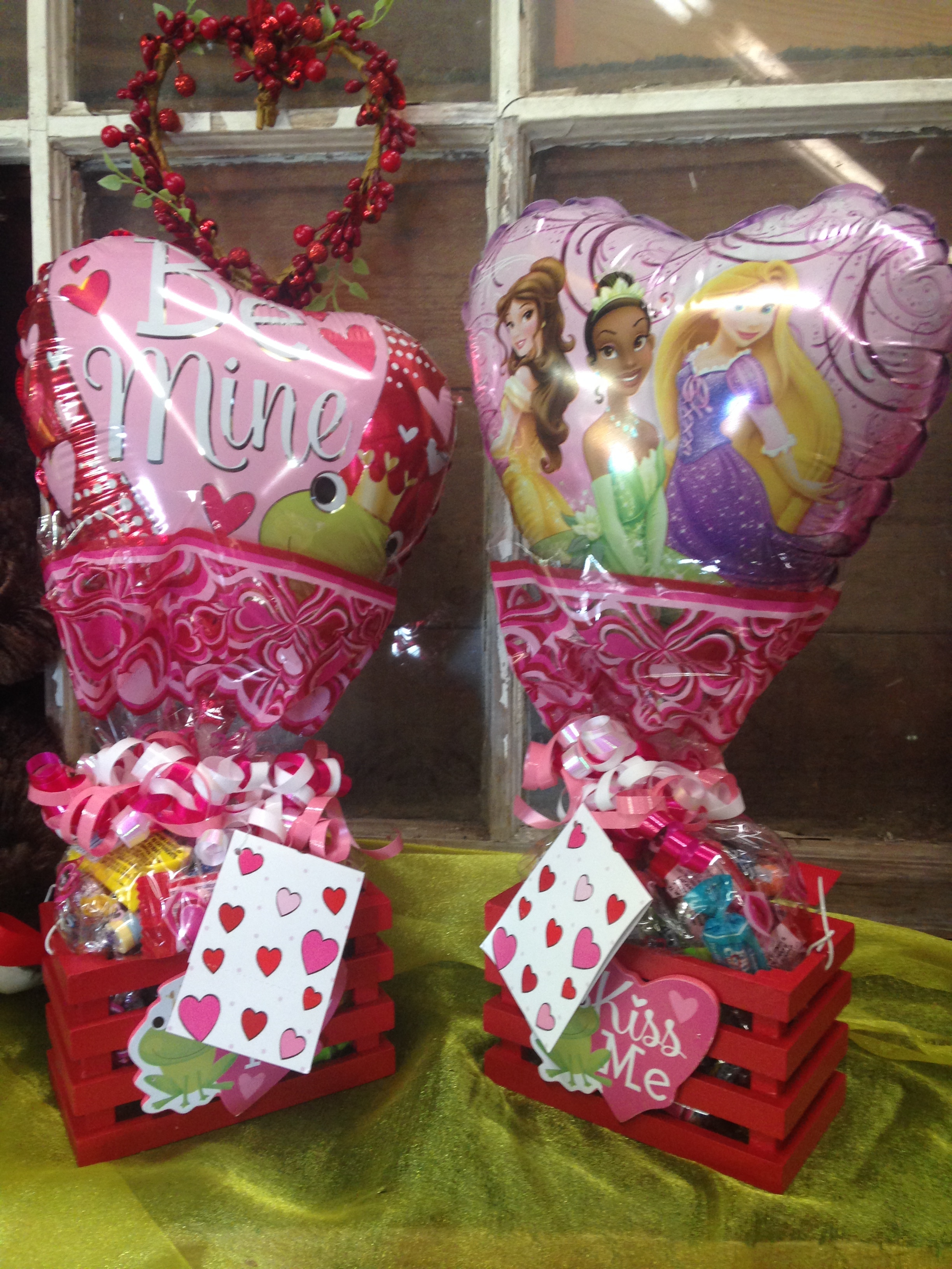 Children's Candy Basket with Personal Balloon