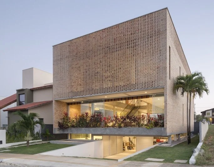 Front view of KS Residence project by Arquitetos Associados in Brazil as seen in www.archdaily.com/ Photo credit: Joana França