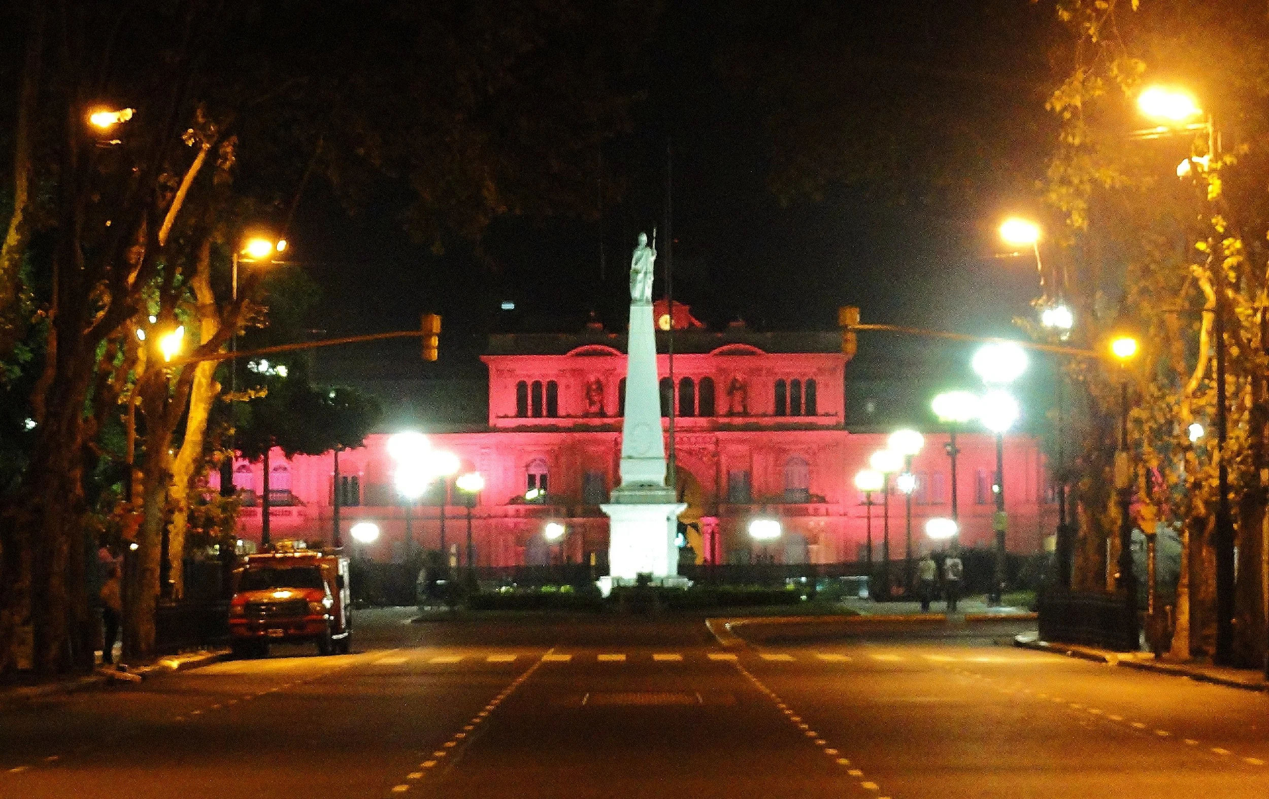 Through the Looking Glass #8: Casa Rosada at Night