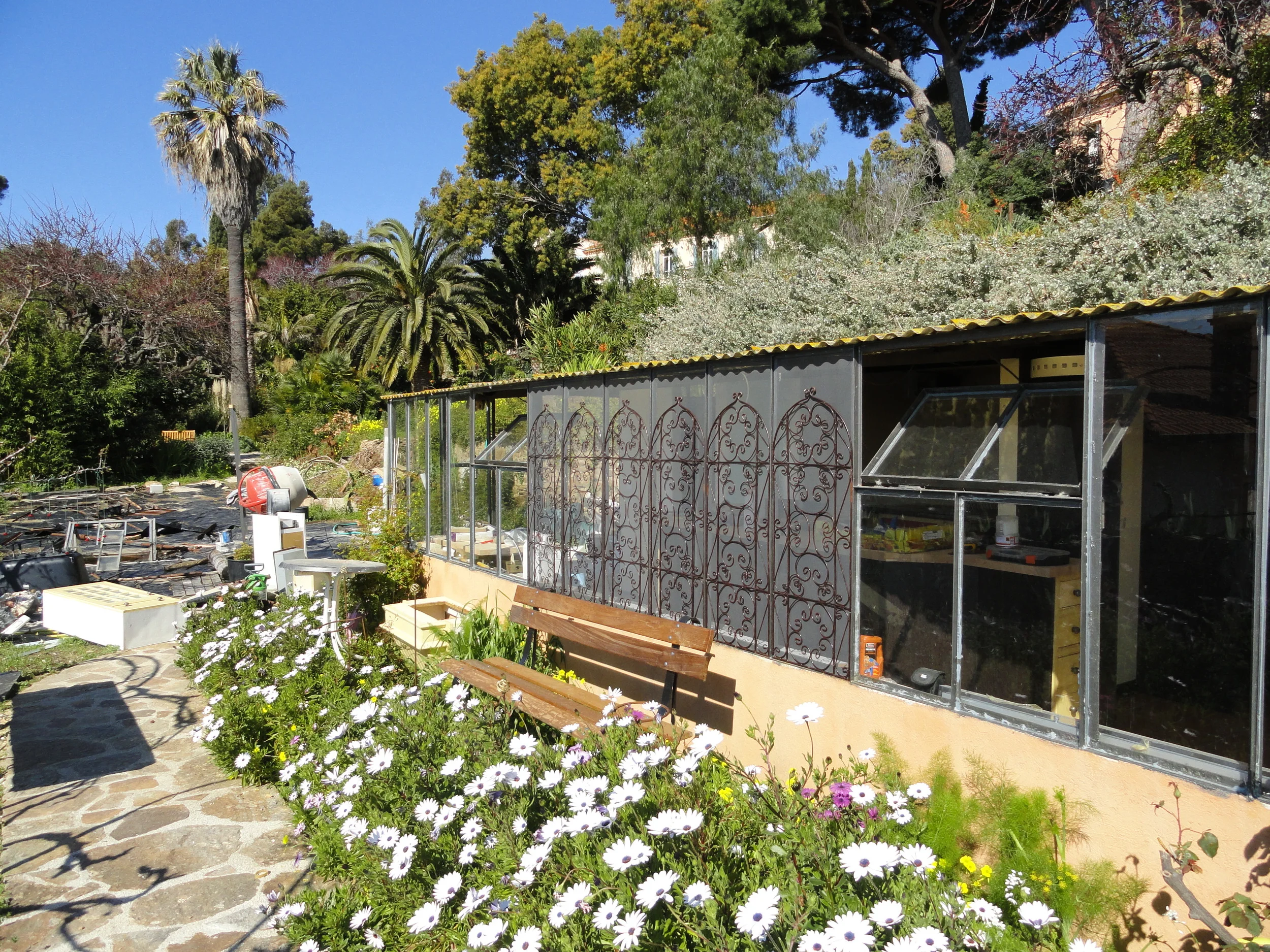 Life in a Greenhouse or 'Three Panes of Privacy'