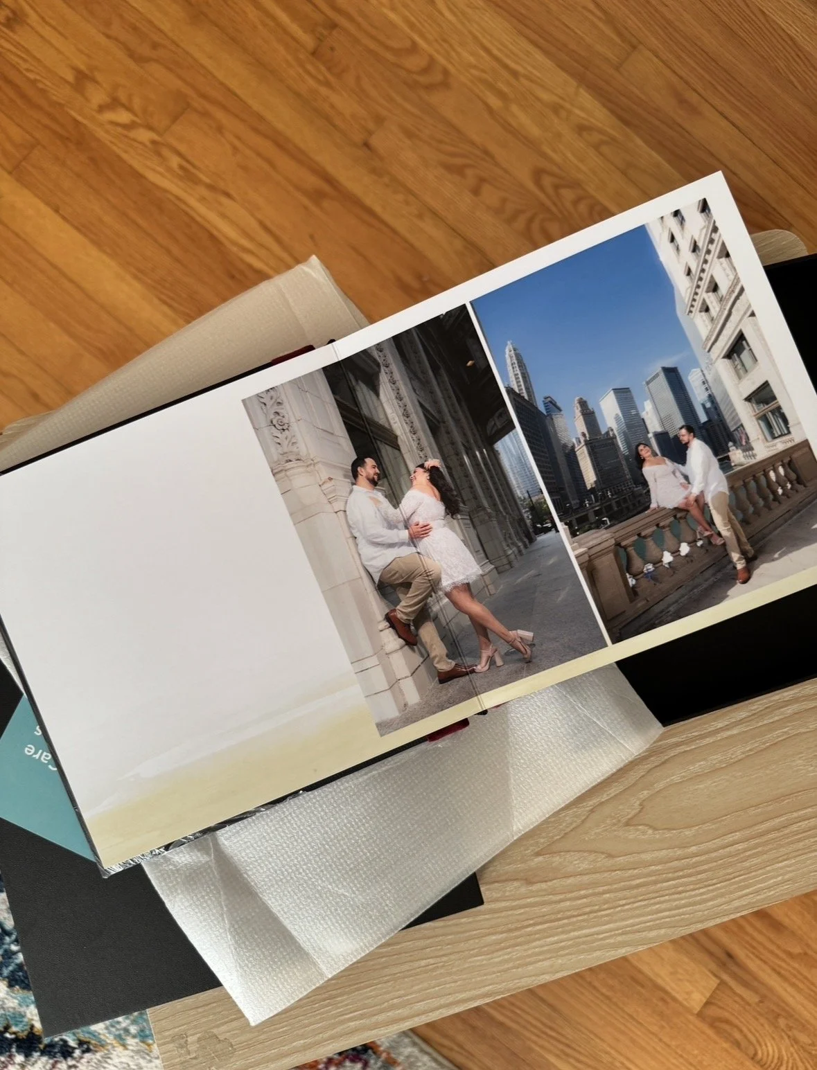 Wedding photographer based in Chicago. 