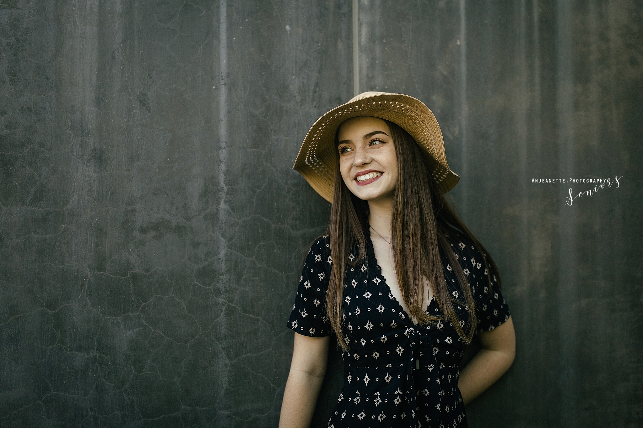 scottsdale high school portraits, families, & Headshot photographer Anjeanette Photography Phx Arizona desert botanical garden DBGPHX Places to take senior pictures Peoria Az