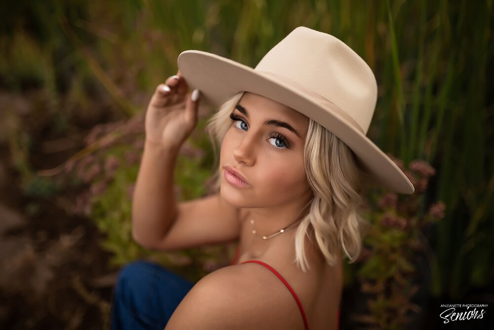 Best Outfits For Senior Pictures — Phoenix Senior Pictures - Peoria &  Scottsdale Az Senior Pictures Blog Home
