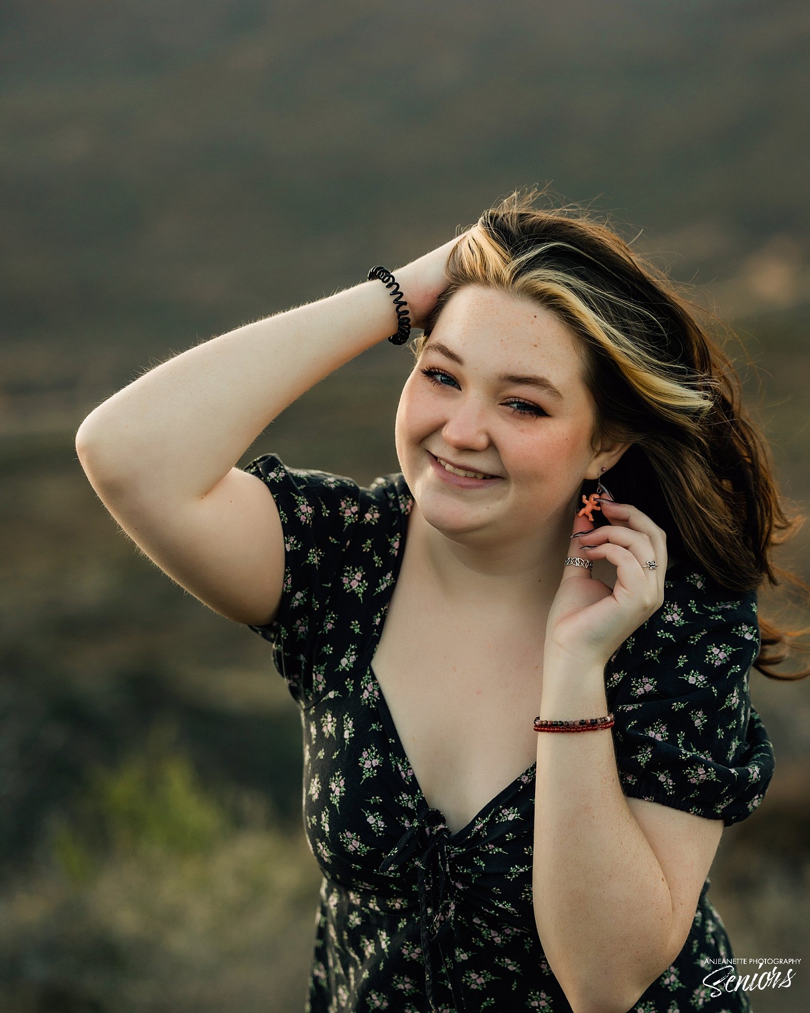 phoenix-senior- picture-photographer-anthem-arizona-high-school-anjeanette-photography-best-pictures-near-arizona_4688.jpg