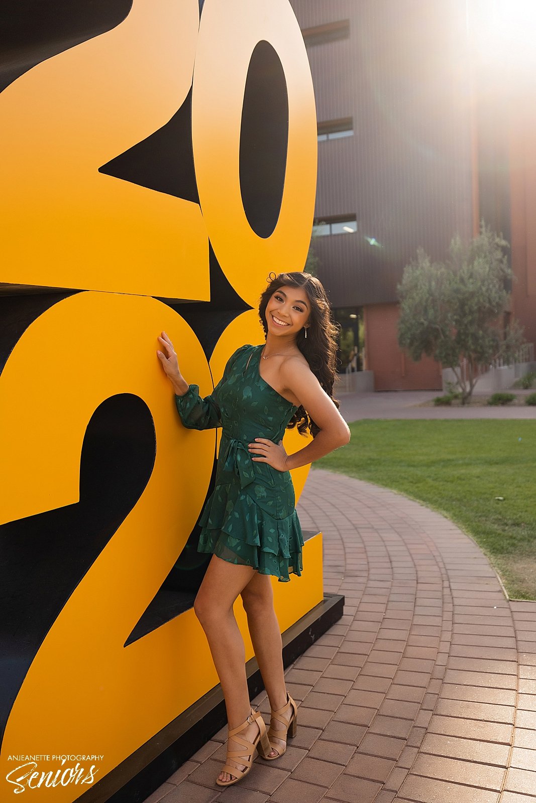 phoenix-senior- picture-photographer-anthem-arizona-high-school-anjeanette-photography-best-pictures-near-arizona_5107.jpg